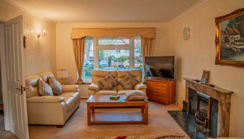 Farnborough Stay - 5 Bedroom - Foto 2