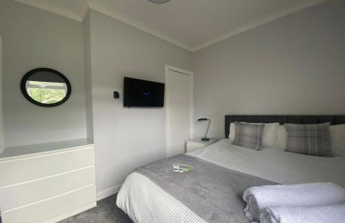 3BR Sleeps 6 Free Parking Near Glasgow City - Foto 4
