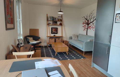 Homely Spacious 3 bedrooms duplex with roof-top next to Victoria Park & regent's canal in vibrant East End London - Foto 1