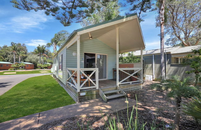 Seven Mile Beach Holiday Park - Photo 39