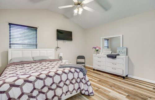 Jacksonville Family Home Near Shopping and Dining! - Photo 15