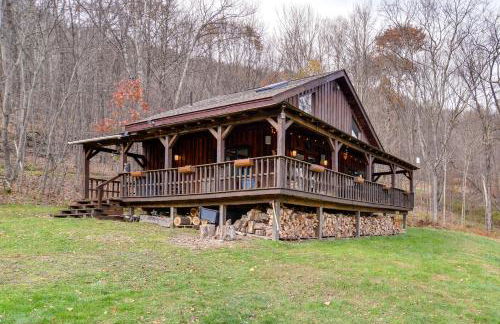 Hilltop Walton Getaway with Picturesque Views! - Foto 33