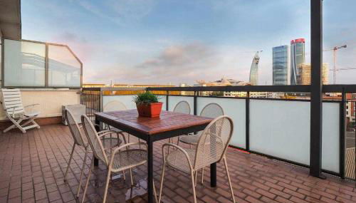 UCA14. Luxury large 3BRs private terrace Citylife - Foto 3