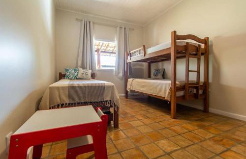 Casa com piscina, churrasqueira e jardim em Lauro de Freitas - até 11 pessoas - Foto 26