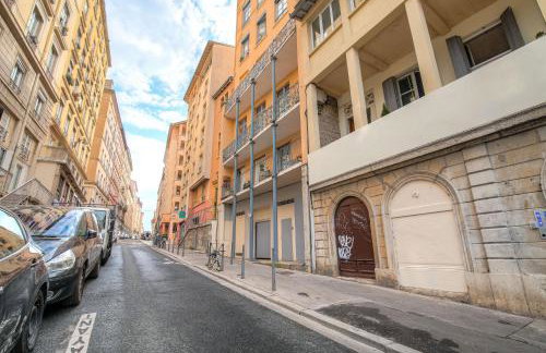 Joli studio climatisé avec terrasse - Lyon centre - Photo 12