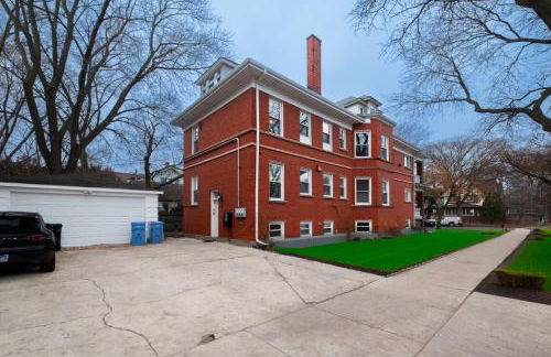 Elegant and Chic 2Bed 2Bath steps from the lake! - Foto 26