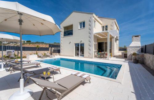 Villa Ora with Heated pool, Whirlpool, 4 bedrooms - Foto 4