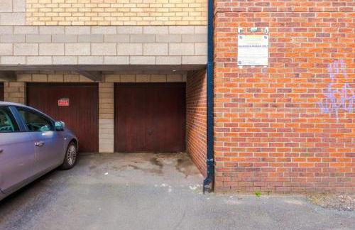 Modern 2BR near Manchester city centre - Free parking garage - Foto 47