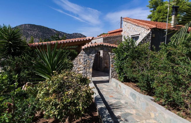 Feels Like Your Home at Ermioni - Photo 30