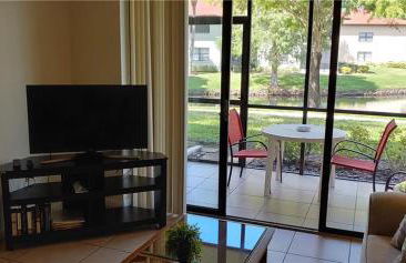 4330 Shorewalk lakeview condo close to IMG and Beach - Foto 49