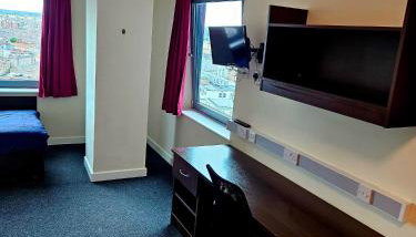 Student Only Delux Studio at St George's Tower - Foto 3