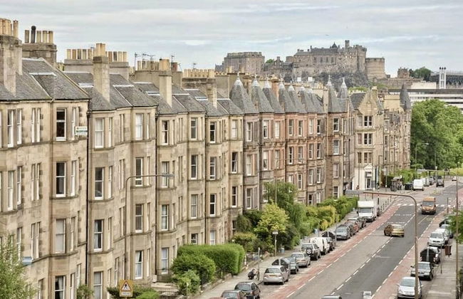 Large 5 Bedroom Flat in Marchmont, Edinburgh - Foto 1
