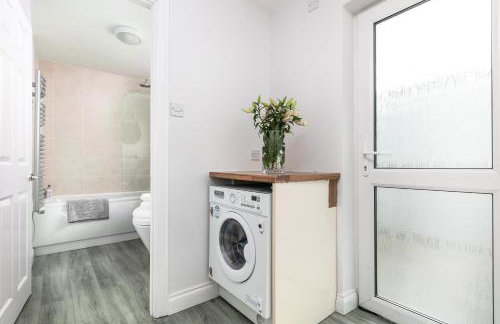 Plymouth Cottage - Sleeps 6 - Parking- Habita Property - Foto 9