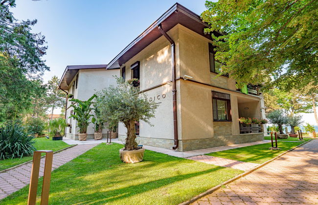 Epico Seafront and Garden Apartments - Foto 9