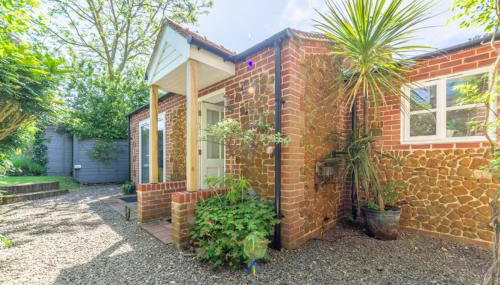 Sybil Cottage 4 - Photo 2