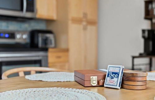 Cozy Home with Game Room and Fire Pit - Foto 16