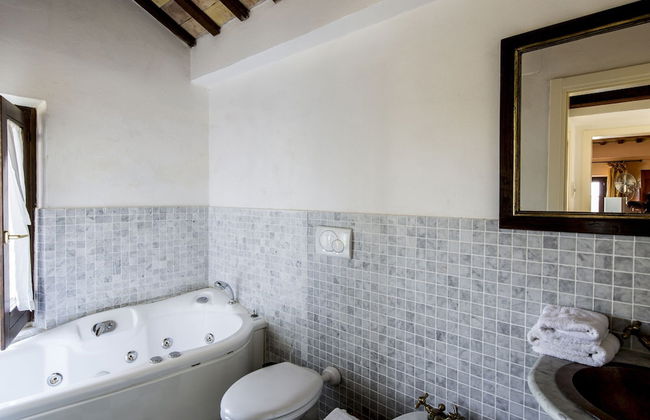 Enticing Apartment in Ascoli Piceno With Swimming Pool - Foto 26