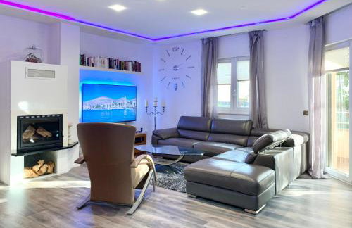 Villa Andrijana - Exclusively Yours - Family Getaway with Private Pool - Photo 8