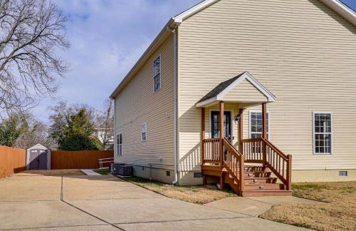 Walk to Dtwn and Campus! Spacious Hampton Home - Foto 27