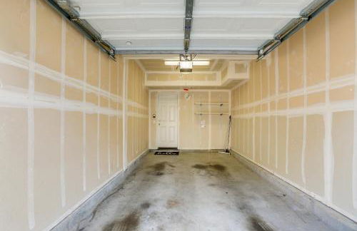 Extended-Stay Ready! Elk Grove Unit with Pool Access - Foto 26