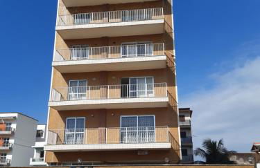 Apartamento 2 quartos 2 banheiros frente praia - Foto 13