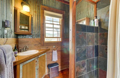 Rustic Eco-Cabin Llano River Getaway on 68 Acres! - Foto 21