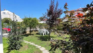 Garden Apartment - Foto 3, Garden, Garden view