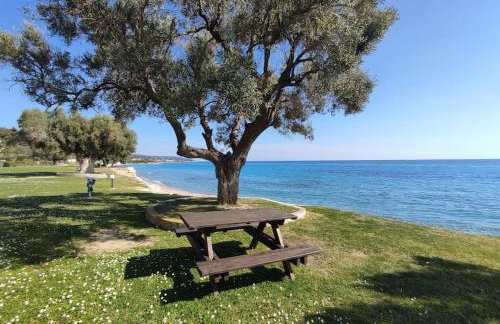 Beachfront Charming Maisonette - Foto 18