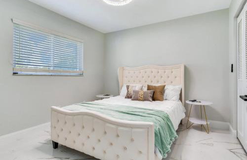 Villa Lux with pool in Palm Harbor - Foto 17