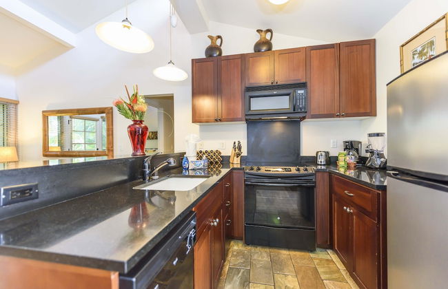 Aina Nalu D202 2 Bedroom Condo by Redawning - Foto 12