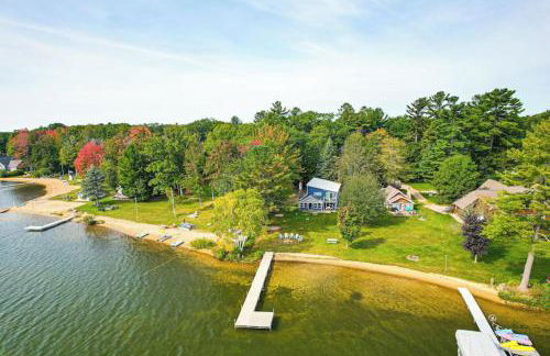 Lakefront Escape Dock Fire Pit Sleeps 14 - Foto 39