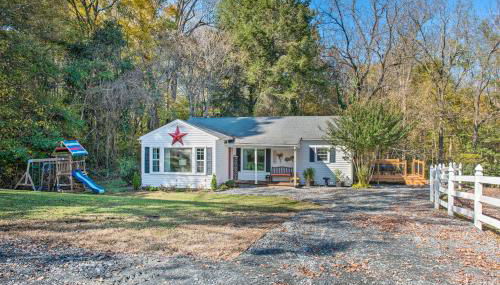 Peaceful Renovated Home with Deck on Half Acre! - Foto 2