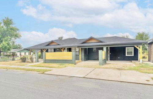 Spacious in Downtown McAllen - Foto 13