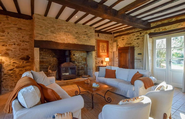 Cultural Treasure in Dordogne With Furries - Foto 12