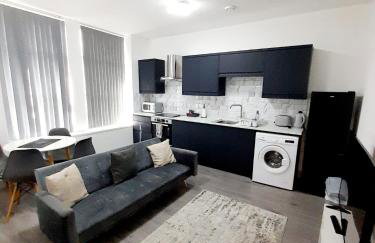 Modern 2 Bed Apartment, Desborough, Kettering, Sleeps 5, Free Parking, WIFI, Ideal for Contractors, Professionals, Families and Relocations - Photo 21