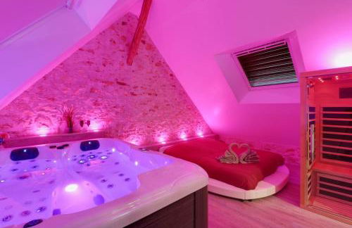 Suite Cupidon- Domaine des trois châteaux - Foto 80