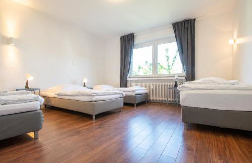 Tolstov Apartments - 1 , 3 and 4 Room Apartments - 20 min Messe DUS & Airport DUS - Foto 62