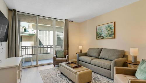 1 BR King- Rooftop Pool close to beach Casa Costa - Foto 2