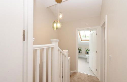 Apartment 11 Bluebridge with Free Parking - Photo 47