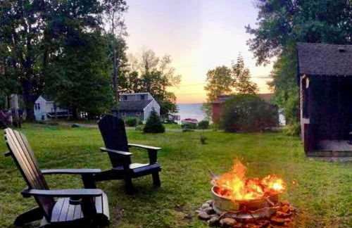 Cozy Cottage Lake Access Fire Pit - Foto 8