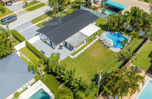 Delilas Chic 3 Bedroom 2 bath Abode with Heated Pool - Foto 3