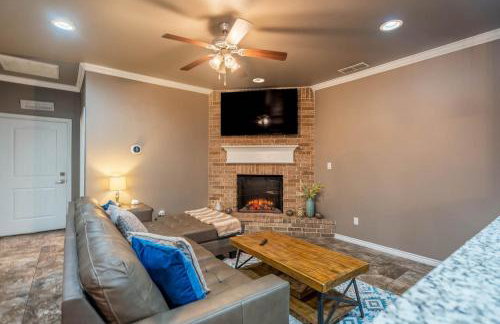 Sunset Retreat, Clean Modern 3BR, Garage, Near 191 - Foto 7