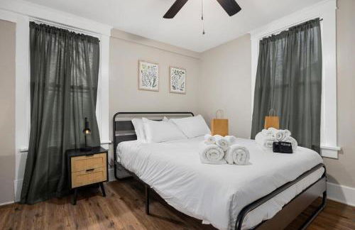 Charming 3BD Home for Long Stays - Foto 19