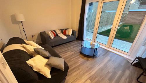 House - Sleeps 8 - Free Parking and Ps5 - Foto 5