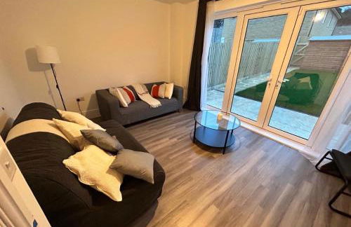 House - Sleeps 8 - Free Parking and Ps5 - Foto 5