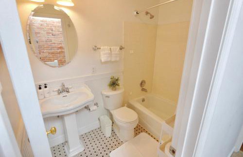 Penn & Ten- Spacious Capitol Hill Rowhouse - Foto 19