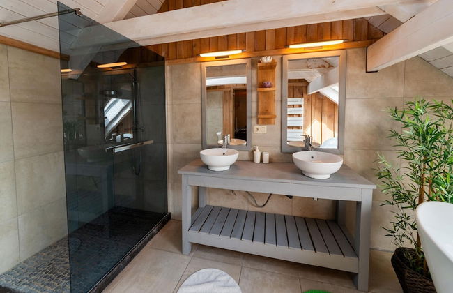 Lush Holiday Home With Bubble Bath and Sauna - Foto 21