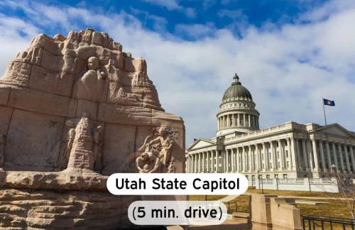 Unique SLC Getaway 2-Bed, 2-Bath with Fire Pit - Foto 22