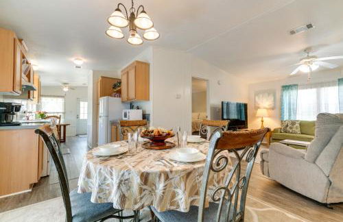 Weeki Wachee Home with Fire Pit 13 Mi to Ocean! - Foto 8