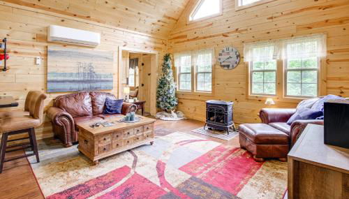 Idyllic Cabin in the Heart of Hocking Hills - Photo 5